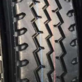 Ekonomik 900R20 Kamyon Lastikleri Genişlik 259mm Kamyon Otobüs Radyal Lastikleri